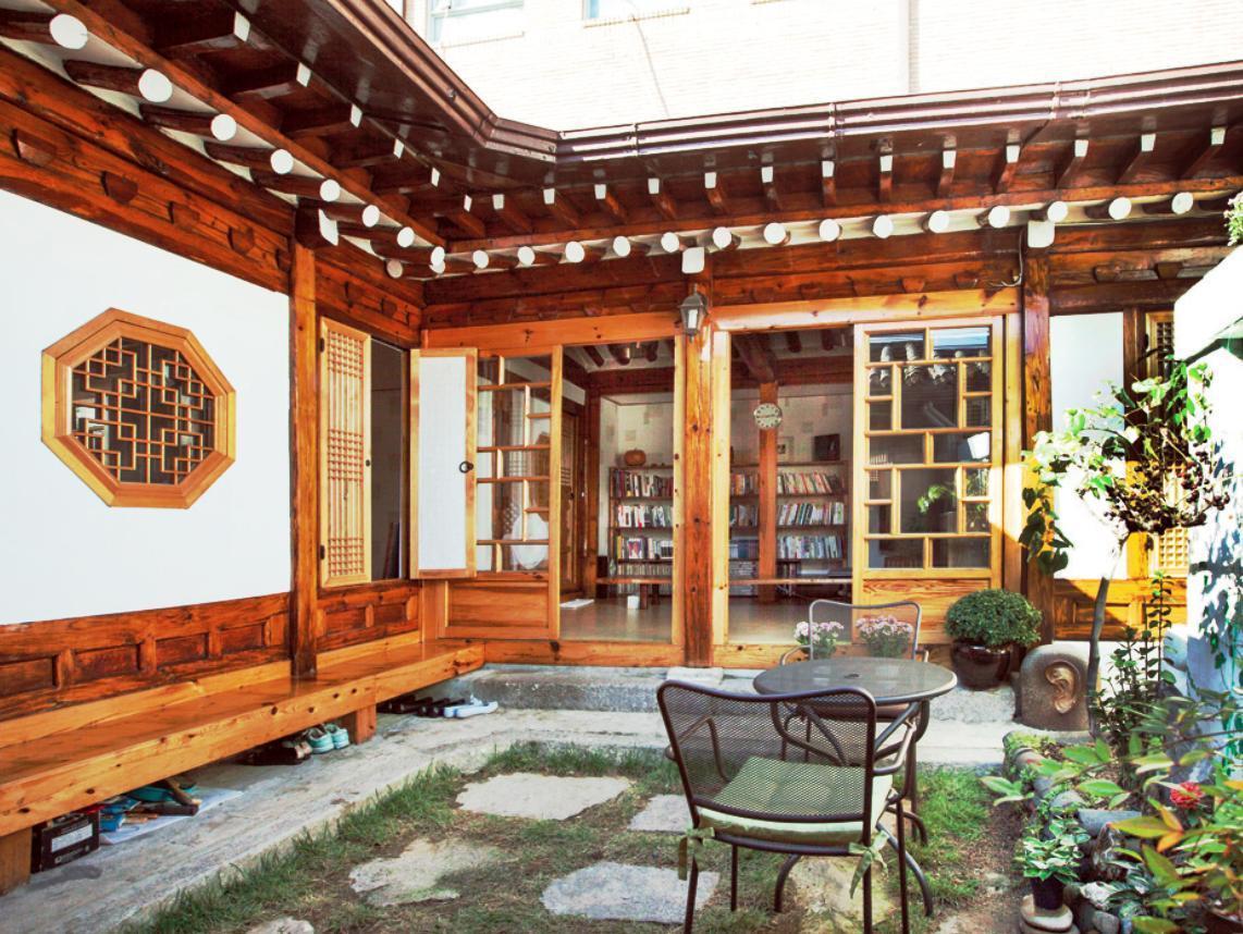 Vine Hanok Guesthouse Сеул Экстерьер фото